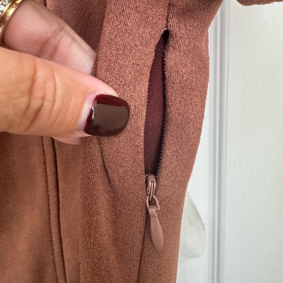 TOMMY HILFIGER SHIRTDRESS. FAUX SUEDE A-LINE. FLATTERING. ELEGANT BROWN COGNAC - Picture 9 of 16